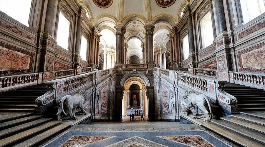B&B Stazione La Reggia Caserta Dış mekan fotoğraf